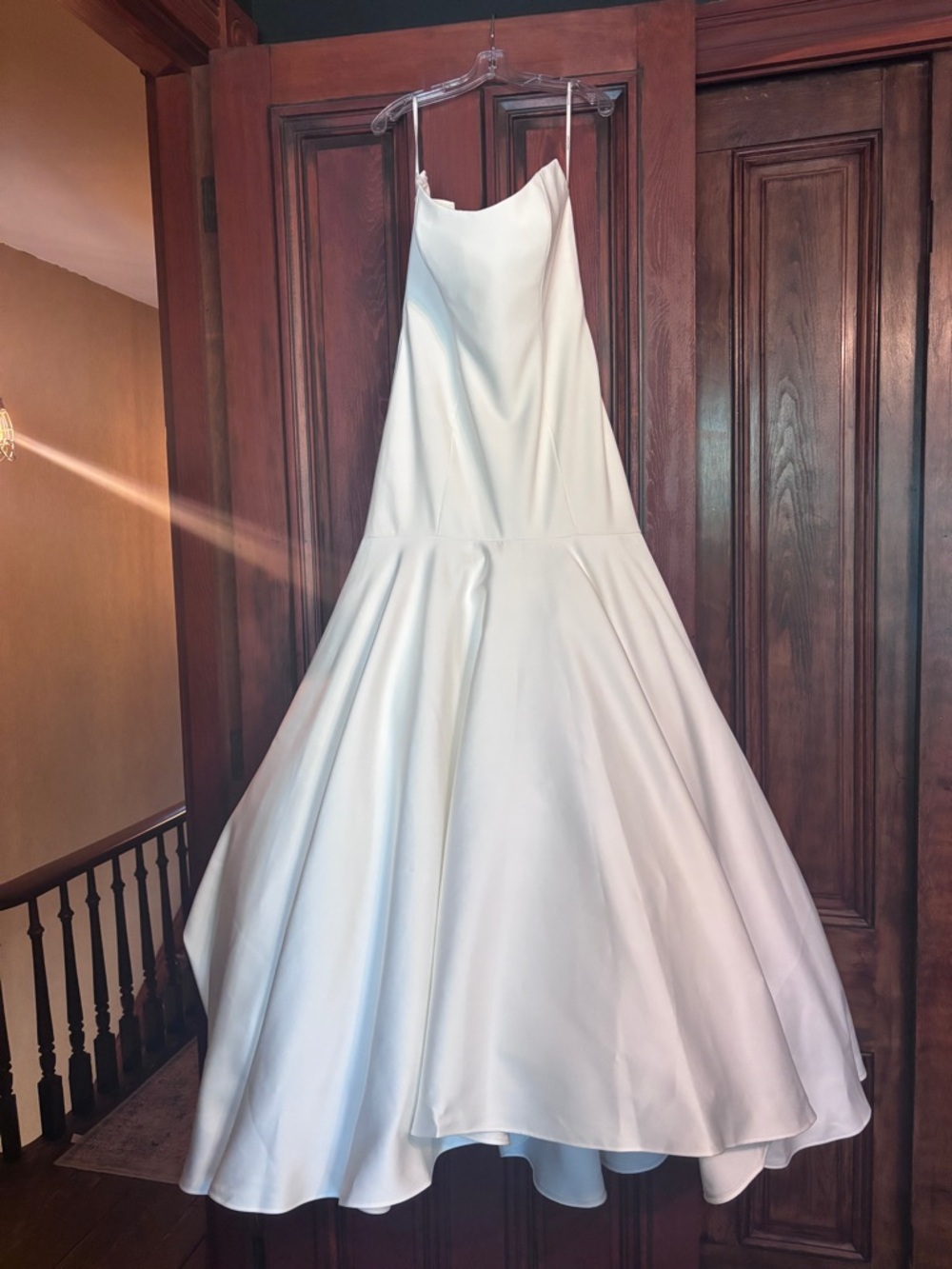 Elegant White Fit & Flare Wedding Dress with Cat Eye Strapless Neckline